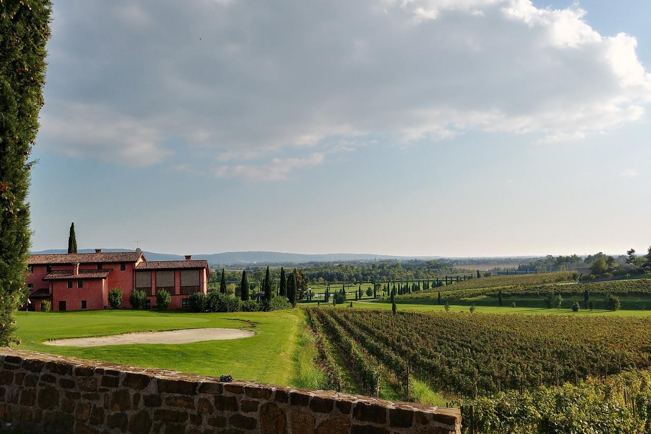 בית הארחה Capriva del Friuli 	Casale In Collina מראה חיצוני תמונה