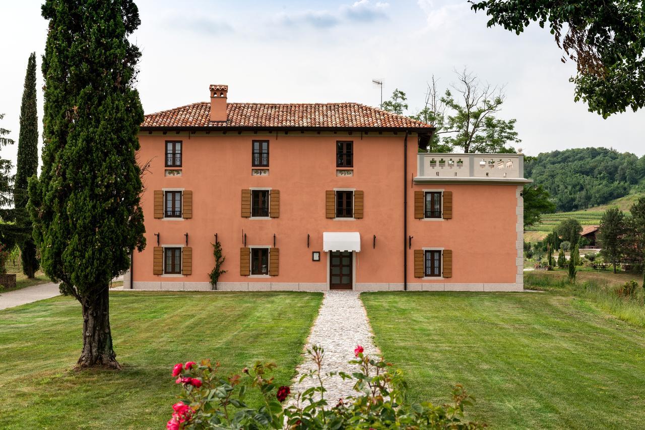 בית הארחה Capriva del Friuli 	Casale In Collina מראה חיצוני תמונה